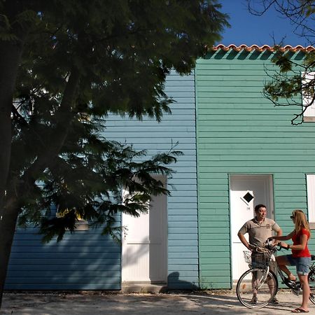 Residence Odalys Le Village Des Amareyeurs Le Château-dʼOléron Dış mekan fotoğraf