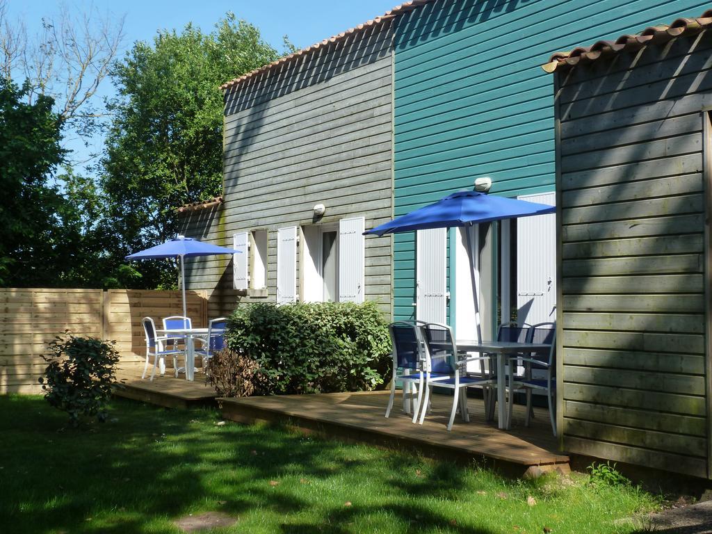 Residence Odalys Le Village Des Amareyeurs Le Château-dʼOléron Dış mekan fotoğraf
